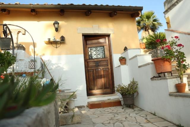 Il Casale Residence Plemmirio Exterior photo